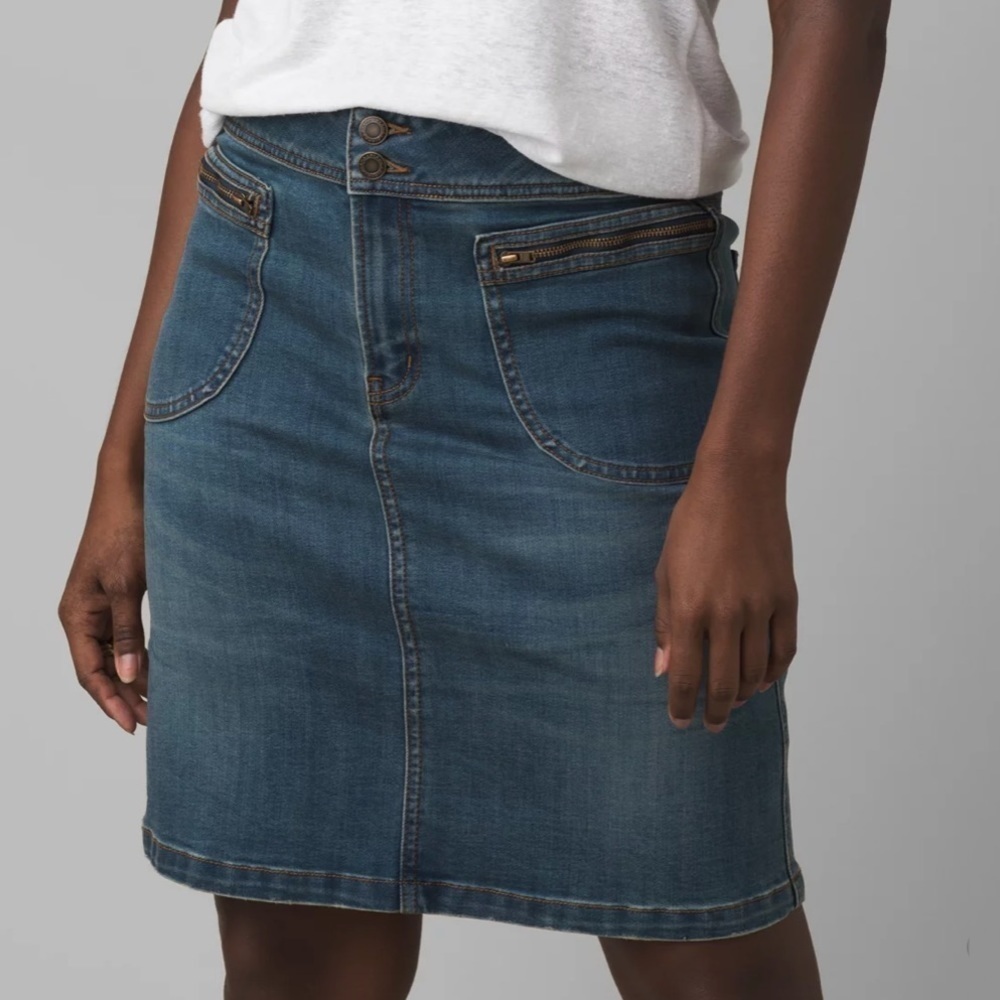 NWT Prana Broadway Mid Thigh Denim Skirt in True Blue
